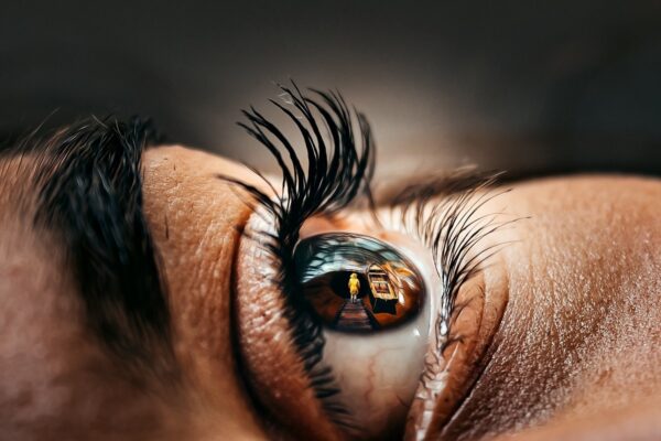 Can Eye Floaters Cause You to go Blind? featured image